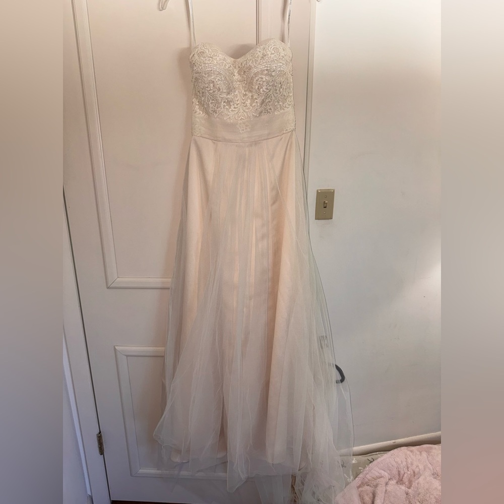 David's Bridal A-Line Beaded Lace tulle Ivory/Champagne Wedding Dress SZ 4 READ - Picture 4 of 14